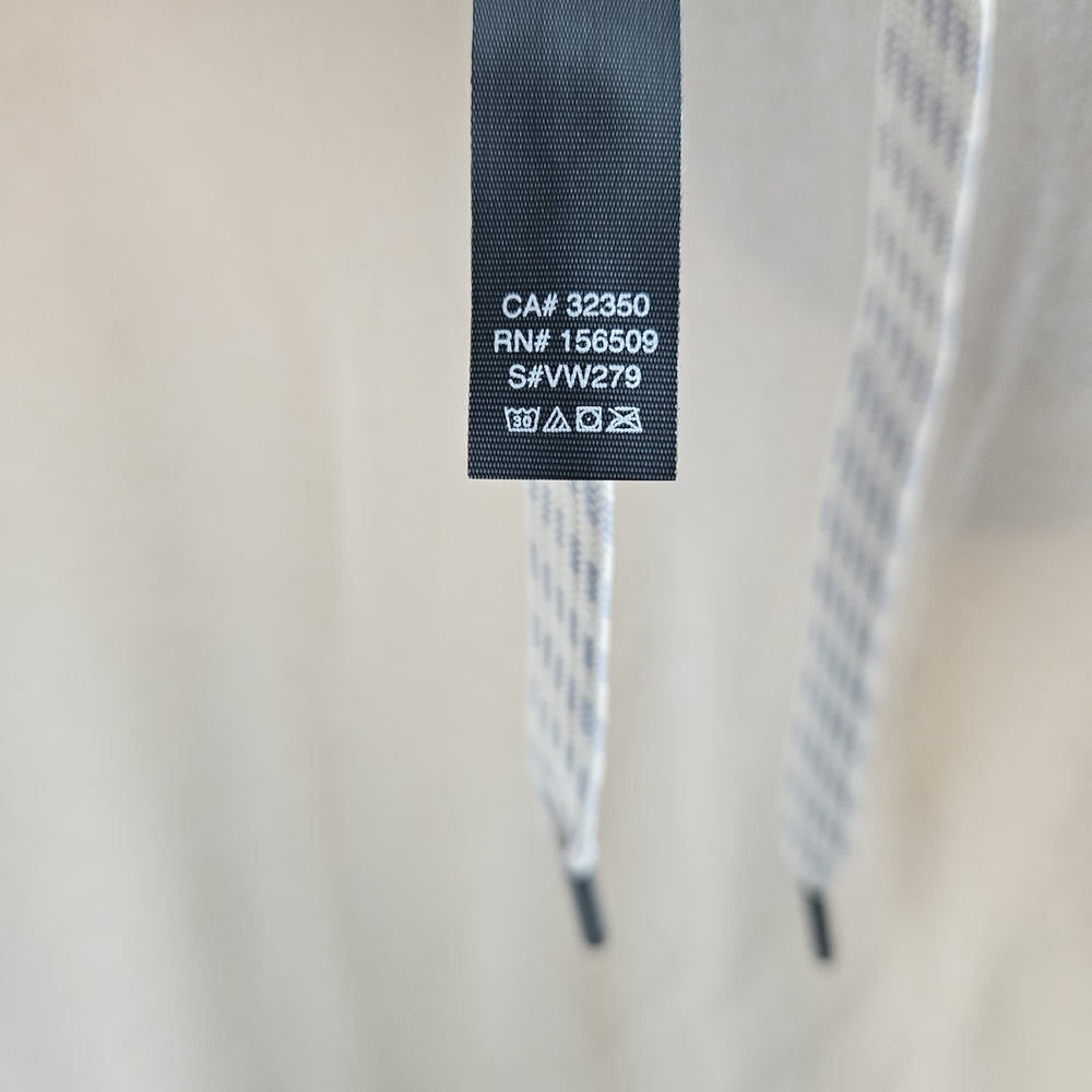 Vuori Halo Oversized Hoodie NWOT - Picture 9 of 9